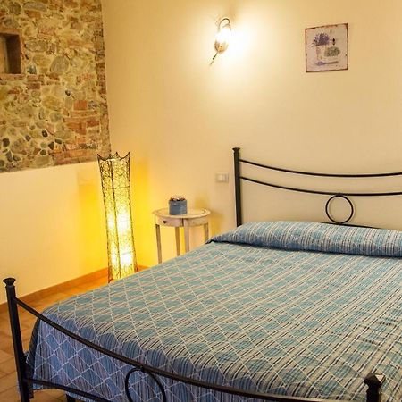 Room In Farmhouse - Apartment In Farmhouse Casolare Dei Fiori Chiesina Uzzanese Exterior foto