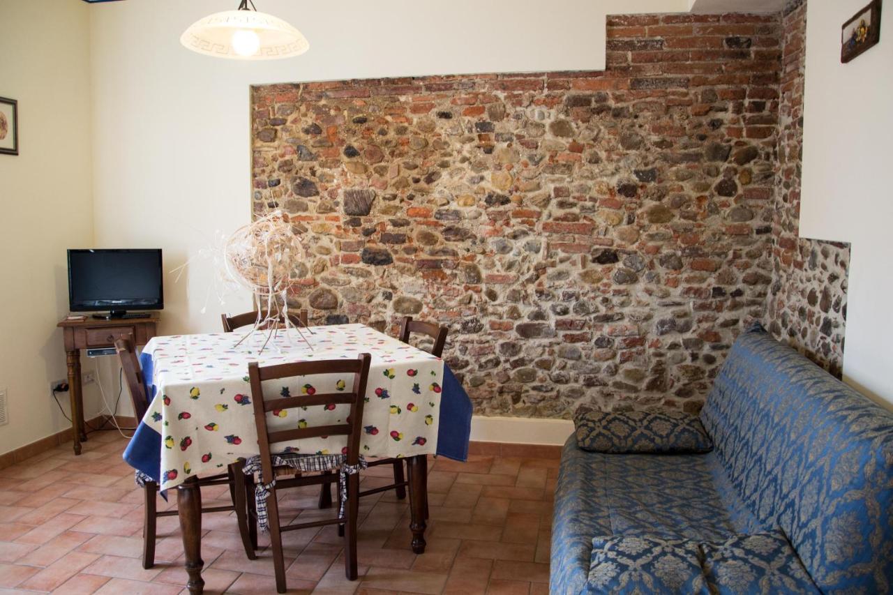 Room In Farmhouse - Apartment In Farmhouse Casolare Dei Fiori Chiesina Uzzanese Exterior foto